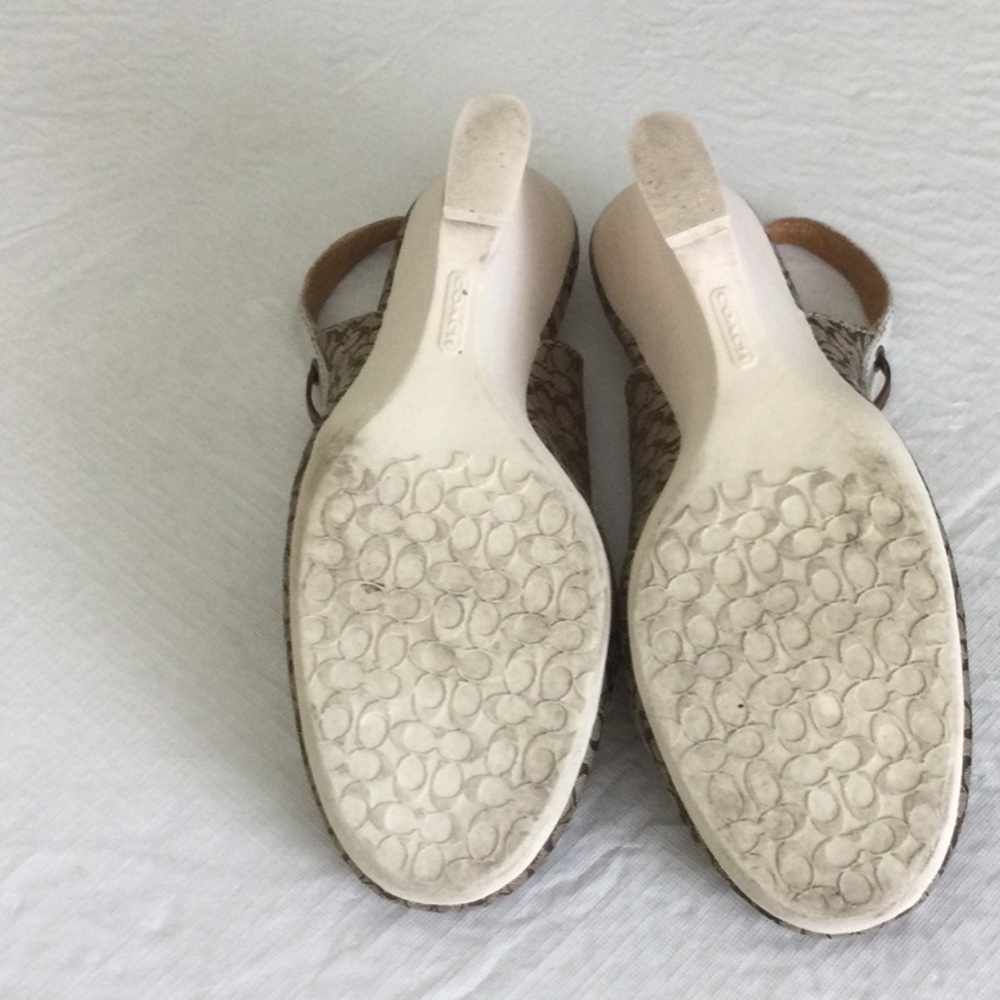 Coach Women's Brown and White Signature Wedge Slingbacks - Picture 4 of 10